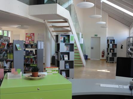 Innenansicht der Bibliothek